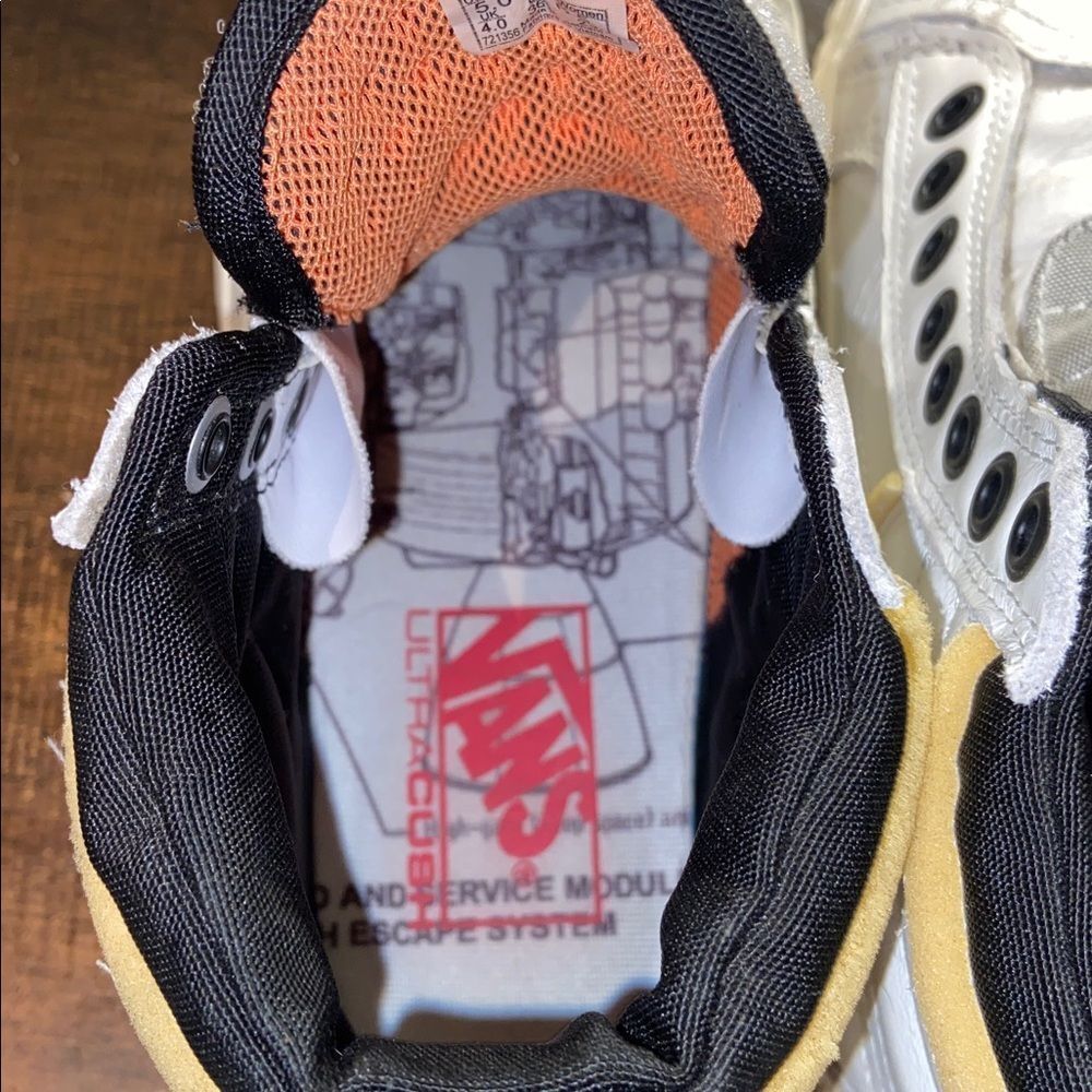 Vans Sk8-Hi 46 MTE DX "Space Voyager"  "True White" colorway, a collab NASA. - Picture 5 of 11